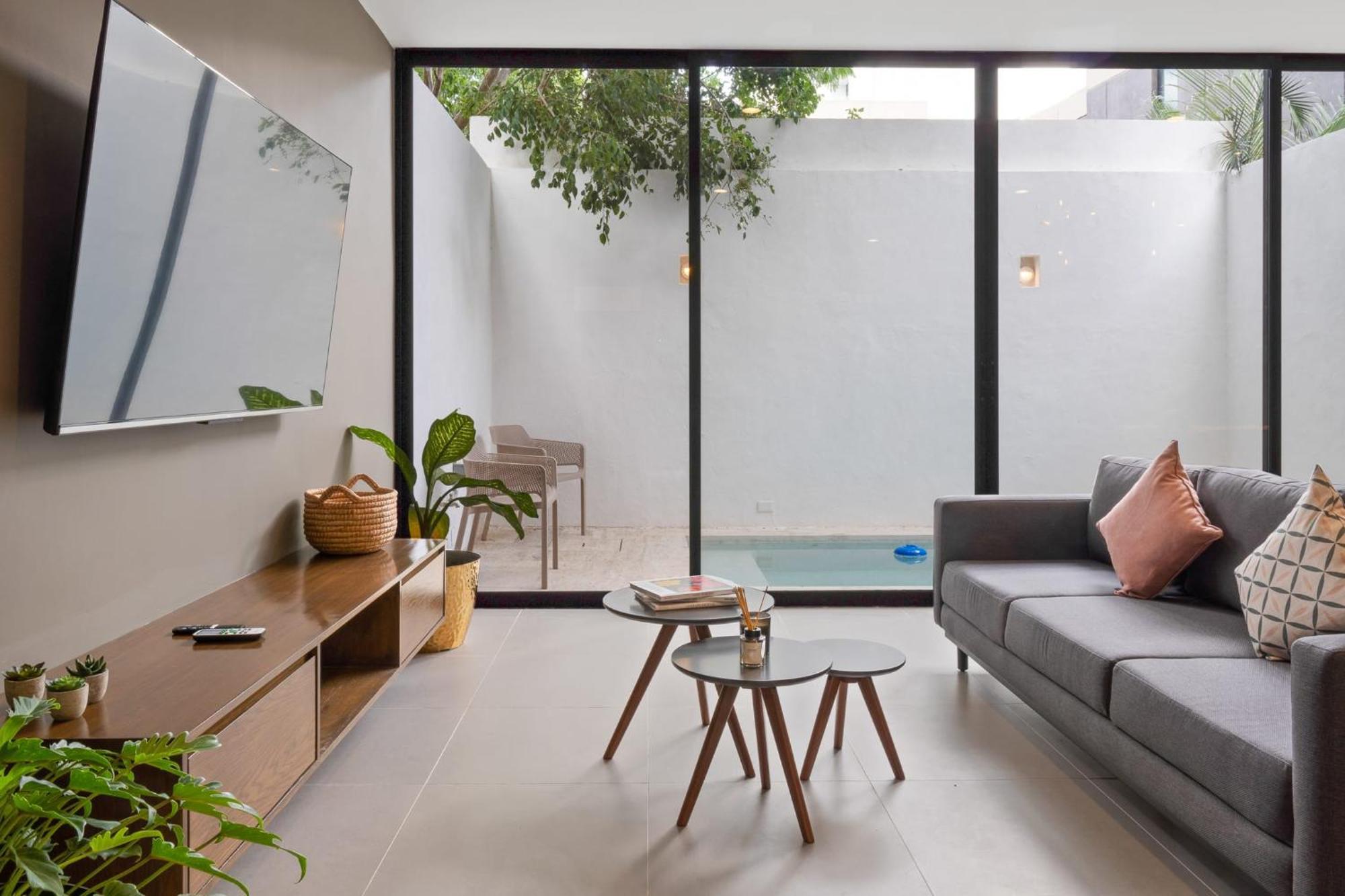Casa Nueva Con Terraza Y Alberca En Temozon Norte *