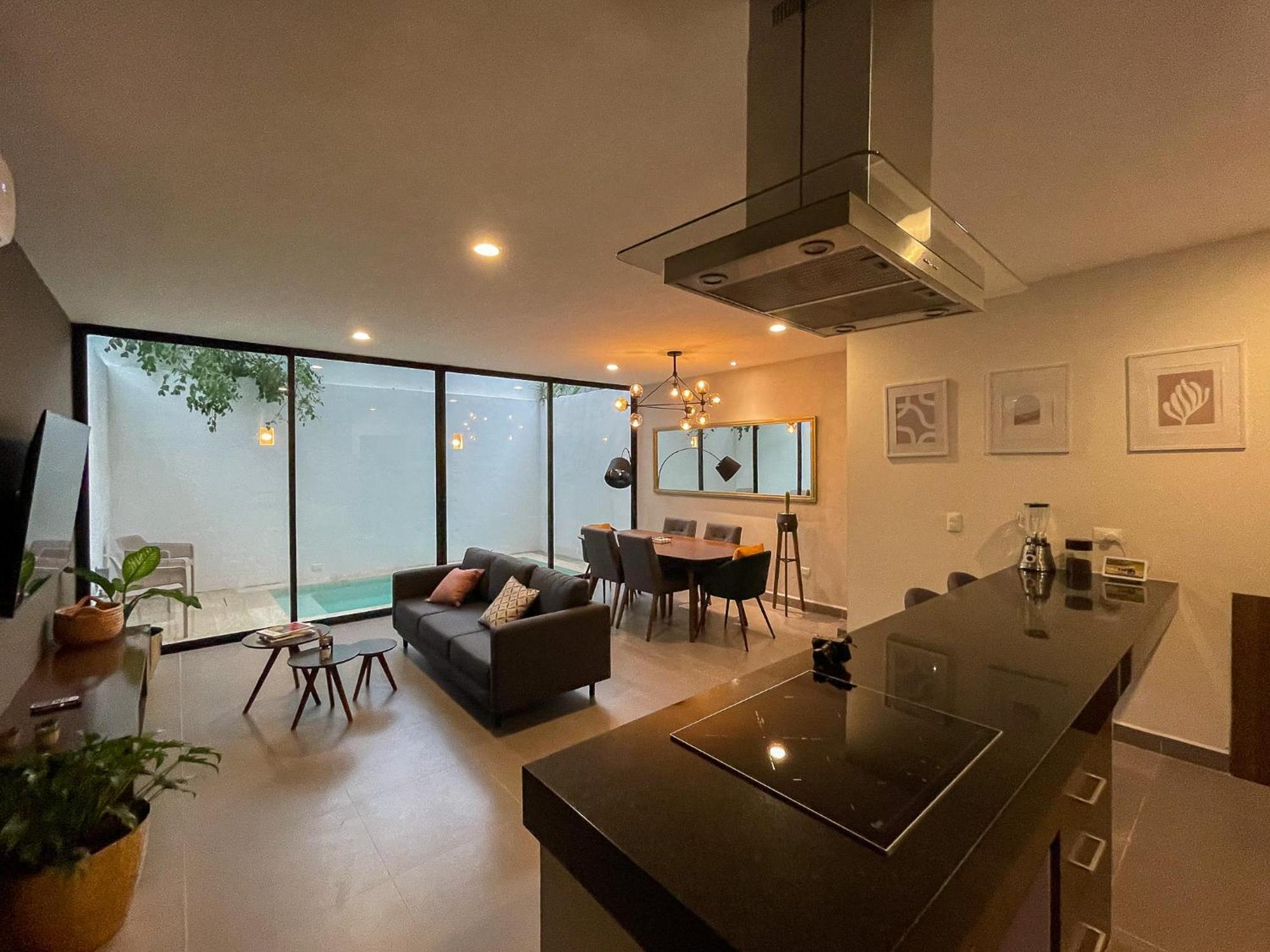 Casa Nueva Con Terraza Y Alberca En Temozon Norte